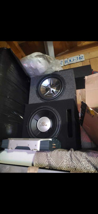 2 subwoofer and amplifier 