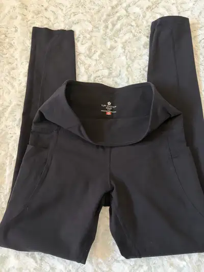 Step up your activewear game with these Tuff Athletics black leggings, size Small, perfect for worko...
