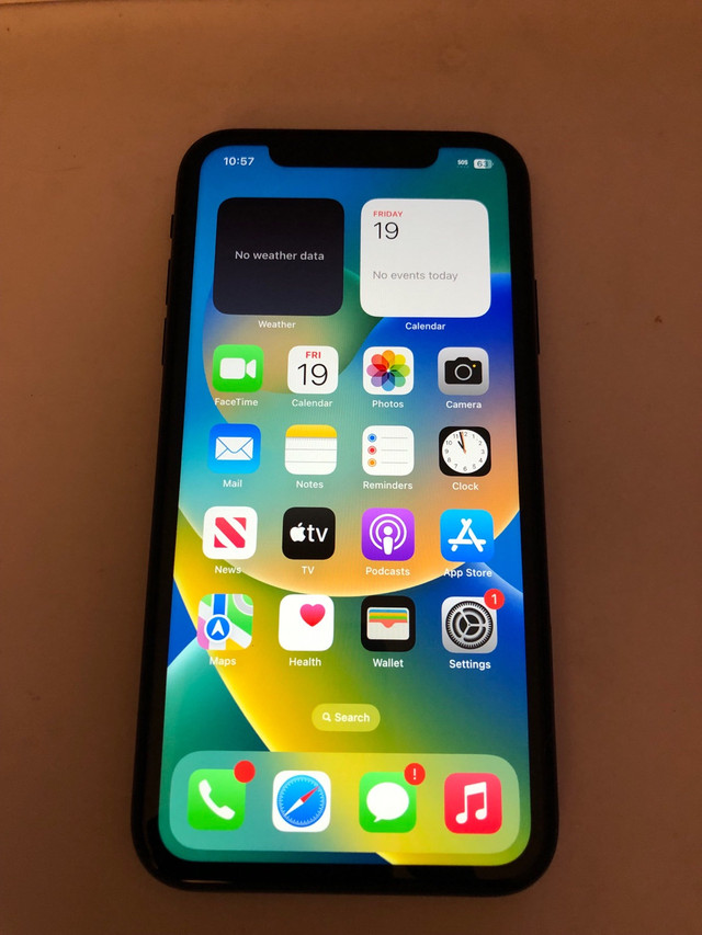 Unlocked iPhone XR 64BGB in Cell Phones in City of Toronto