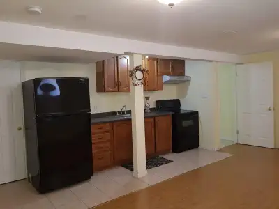 1 bedroom basement for rent. Plz call 6477651680