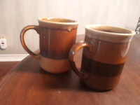 Vintage pottery mugs & 2 cup teapot