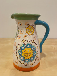 Beautiful vase/water pitcher, about 9-1/2” tall, no cracks 