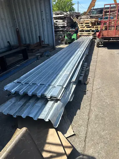 Heavy-duty galvanized steel roofing sheets in good condition. Great for roofing, shed, barn, worksho...