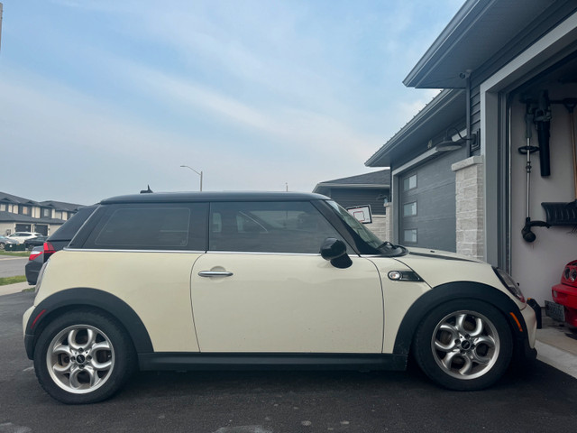 2013 Mini Cooper in Cars & Trucks in Belleville