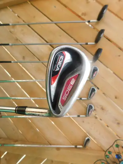 Right-hand ADAMS irons set in REGULAR flex, View more