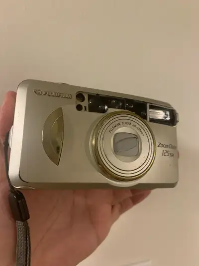 Fujifilm Zoom Date 125SR, View more
