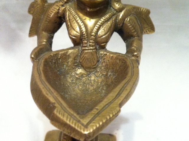 Brass Figural Lamp in Arts & Collectibles in Barrie - Image 4