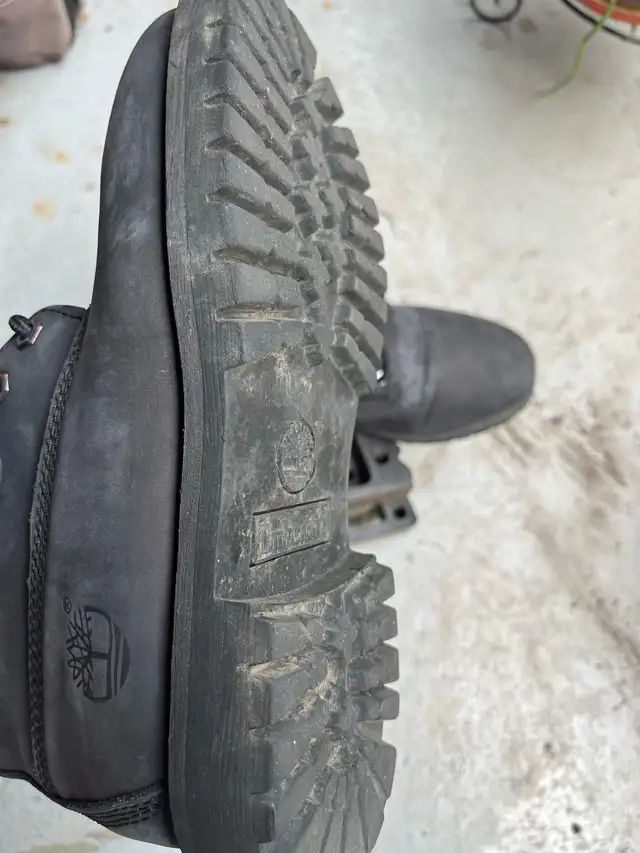 Timberland Black Boots in Men's Shoes in Mississauga / Peel Region - Image 3