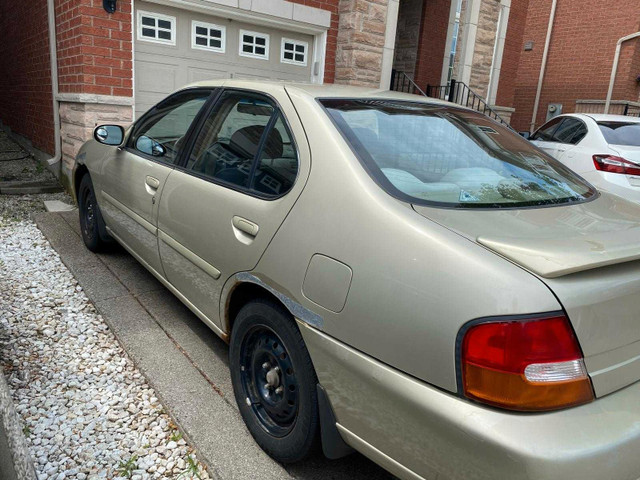 1999 Nissan Altima in Cars & Trucks in Mississauga / Peel Region - Image 2