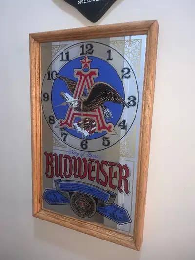 Vintage Budweiser beer clock mirror mint condition, View more