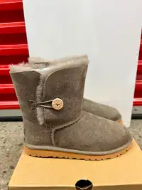 Youth Uggs