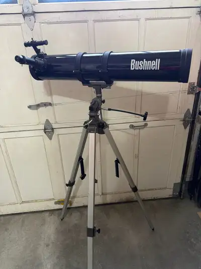 Bushnell Astronomy 114mm Reflector Telescope 20mm eyepiece only.