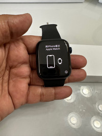 Apple Watch series 8 gps and cellular- white and black