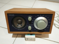 Tivoli Model One AM/FM table radio