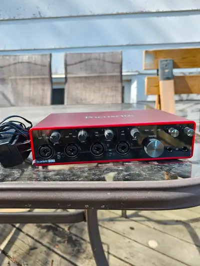 Focusrite Scarlett I8i8, View more