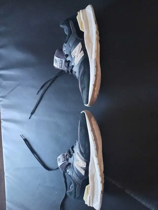 men's sneakers in Men's Shoes in Edmonton - Image 2
