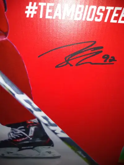 TEAMBIOSTEEL, Connor McDavid signed, Rare collectible., View more