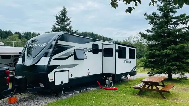 Roulotte Grand Design Imagine. in RVs & Motorhomes in Québec City - Image 2