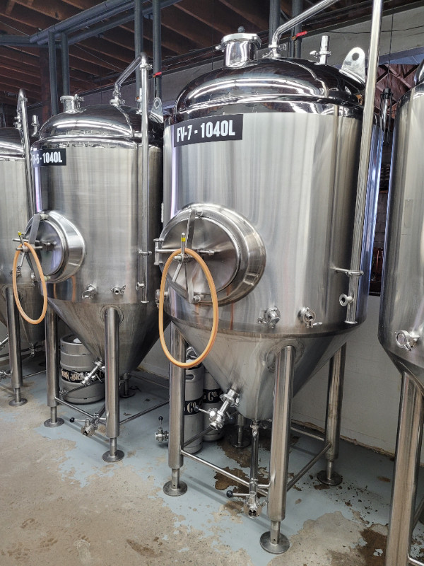 Brewery Tanks For Sale in Other Business & Industrial in Markham / York Region - Image 2