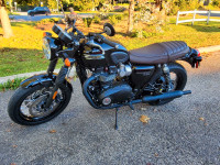 2023 Triumph Bonneville T120 Black