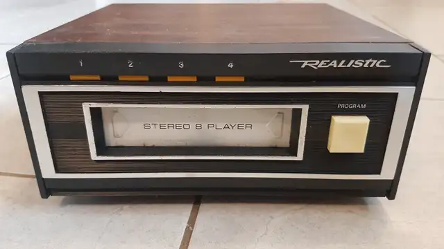8 track player, blank tapes, cassette adaptors in Stereo Systems & Home Theatre in Sudbury - Image 2