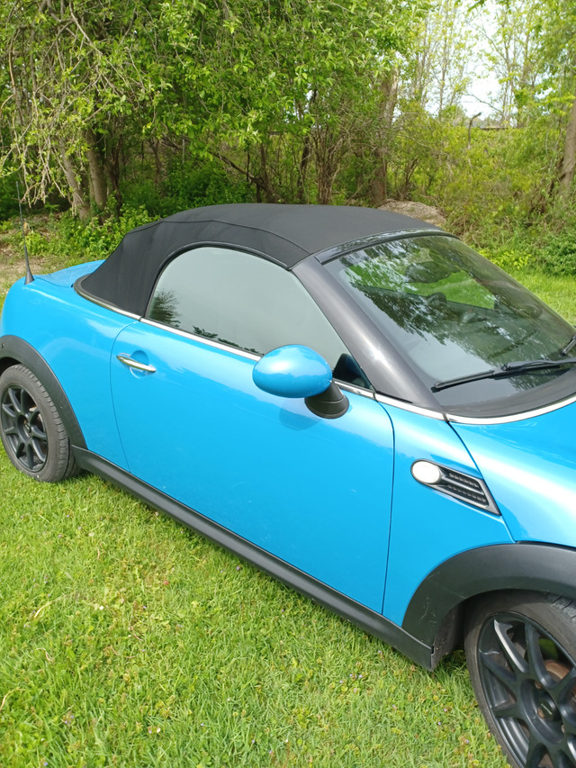2014 Mini Cooper Roadster(carfax) in Cars & Trucks in London - Image 4