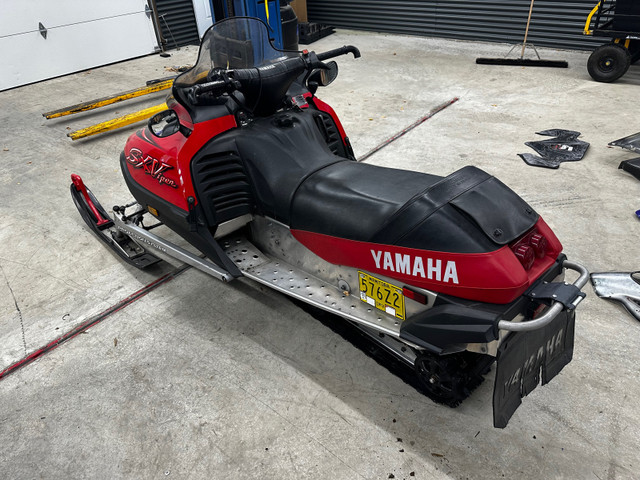 2002 Yamaha viper part out  in Snowmobiles Parts, Trailers & Accessories in Winnipeg - Image 3