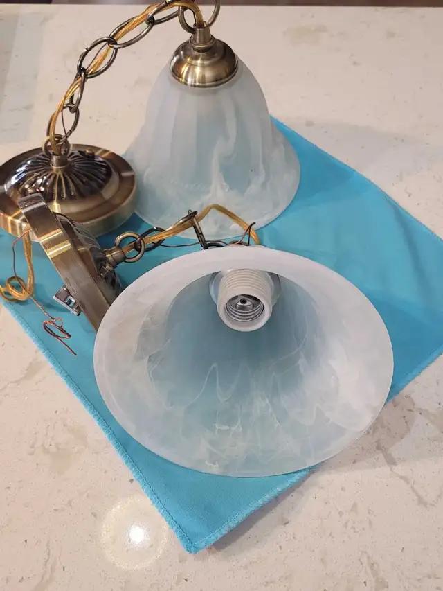 Hanging Light in Indoor Lighting & Fans in Brantford - Image 3