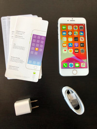 White iPhone SE,64GB. Perfect Condition. Factory Unlocked
