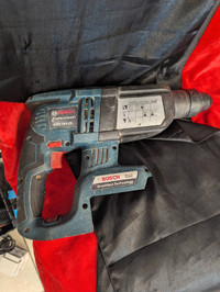 Bosch 18-Volt 3/4-in Rotary Hammer Drill~Tool Only