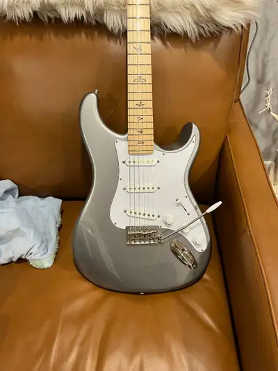 PRS John Mayer Silver Sky, View more