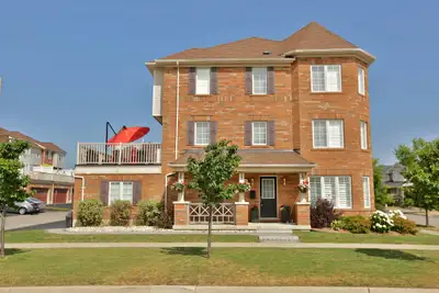 This rental is an exceptional 3 bed and 2.5 bath freehold end unit townhome. With a two (2) car gara...