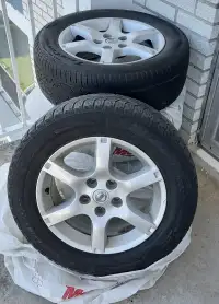 3x Summer tires on rims + 1x Winter tire on rim