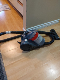 Vacuum cleaner