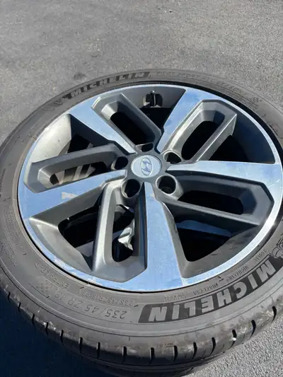 Hi I have tires and rims for sale. The tires don’t have much of a tread but the rims are really good