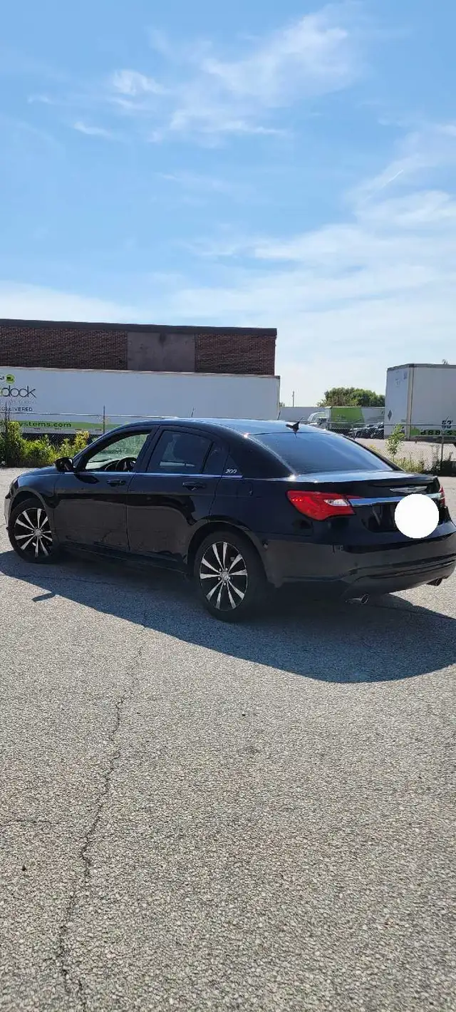 2013 Chrysler 200 S548417466082283525