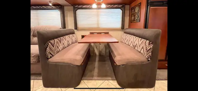 2010 Itasca Meridian 39GS – Cummins Diesel – Fully Serviced – Wa in RVs & Motorhomes in St. Albert - Image 7