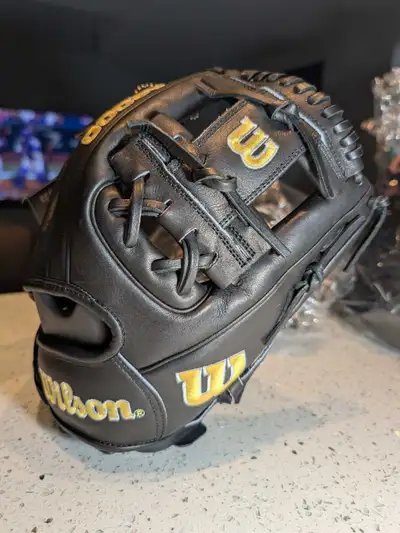 NEW Wilson A2000 11.5" Black 1786, View more