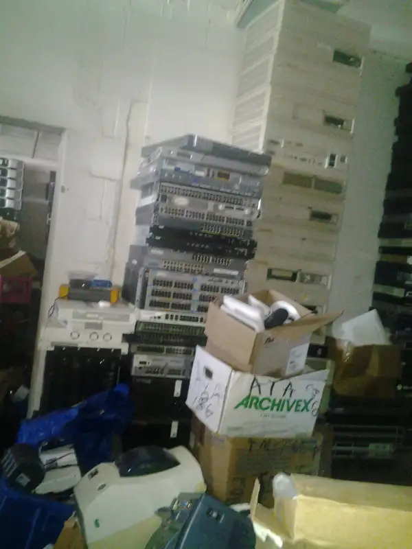 Lenovo 4587-HC1 12-bay 3.5" Storage Expansion Enclosure /w 2x 01 in Other in City of Montréal - Image 10