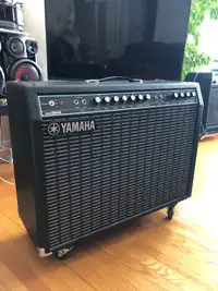 Amplificateur Yamaha, 100 W, pour guitare 