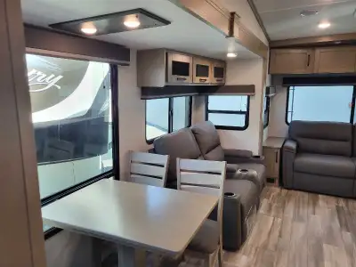 2023 Reflection Grand Design Made in the USA Never been on the road for travel $88,572 CAD for RV pl...