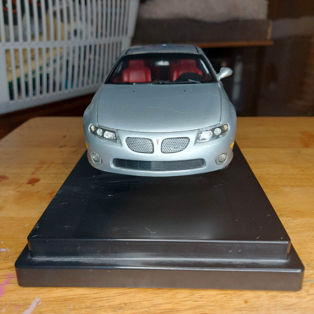 2004 Racing Champions ERTL Pontiac GTO With Stand - 1/18 - $54 in Toys & Games in Belleville - Image 2