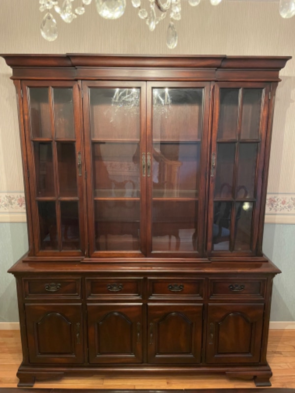 Gibbard Dining Room Set Dining Tables & Sets Ottawa Kijiji