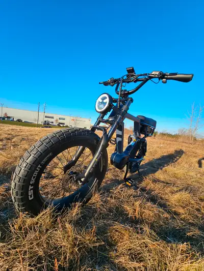 Dominez les Sentiers avec Ce Puissant Vélo Tout-Terrain!, View more