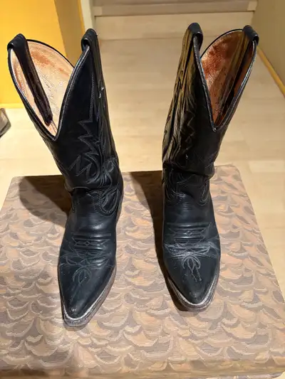 Boulet cowboy boots, View more