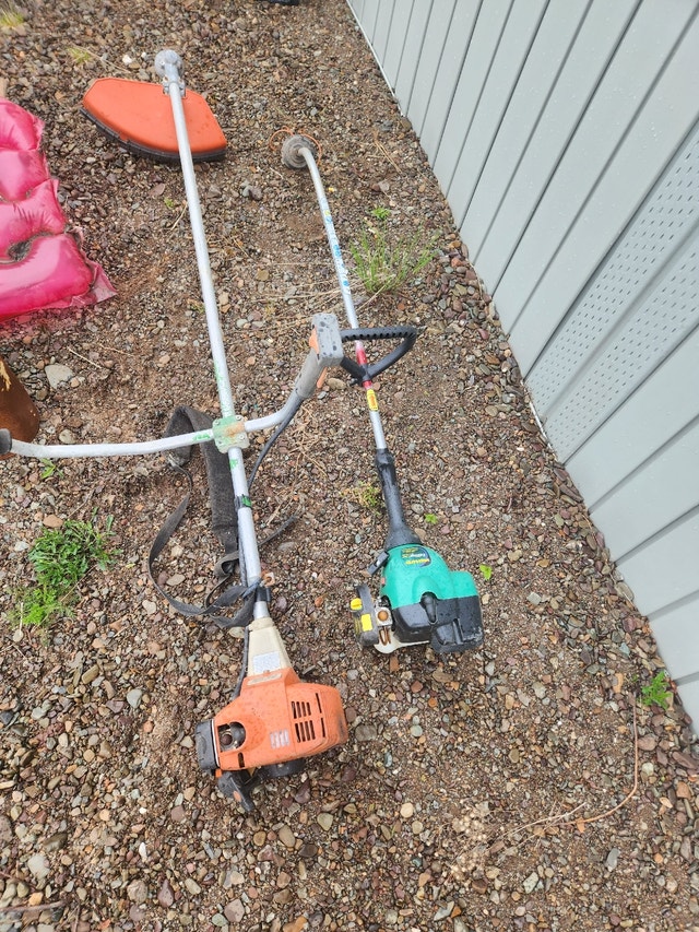 Stihl fs85 and weed eater Lawnmowers & Leaf Blowers New Glasgow