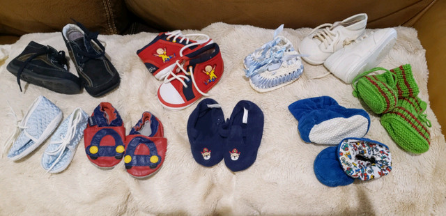 Infant toddler shoes 3/25$ dans Vêtements - 9 à 12 mois  à Laval/Rive Nord