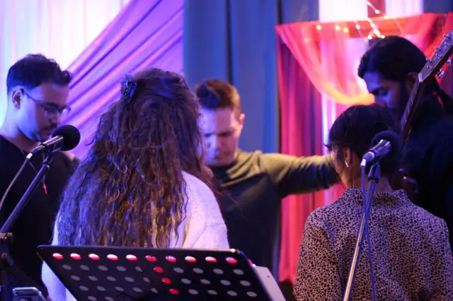 Online Guitar/Piano/Bass/Theory/Uke/Drums/Prod - Music Lessons! in Friendship & Networking in City of Toronto - Image 9