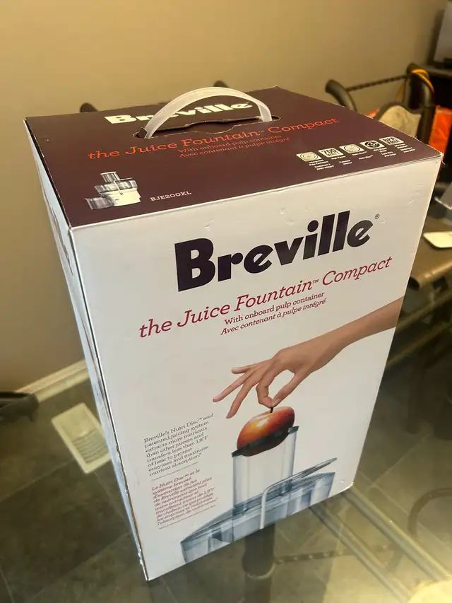 NEW Breville Juice Fountain Compact Centrifugal Juicer - Silver in Processors, Blenders & Juicers in Mississauga / Peel Region - Image 4