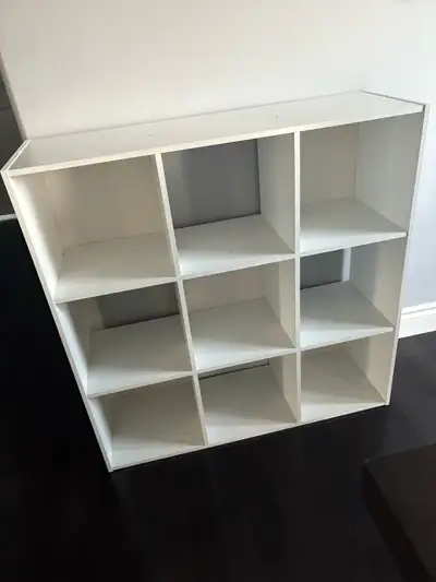 White cube shelf, View more